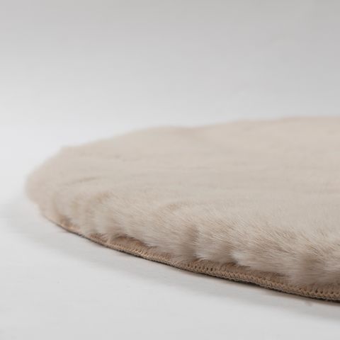 Rug - Tapis - Tapijt - carpet - tappeto - beige - side rockingchair